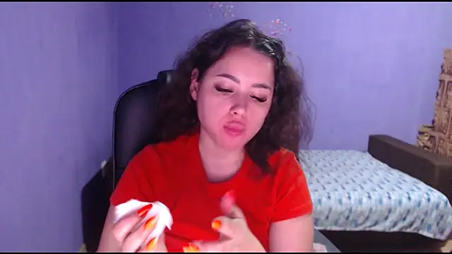 Snapshot of LovelyJulliette chatting on 31, 1, 2025 LovelyJulliette online show from 31, 1, 2025