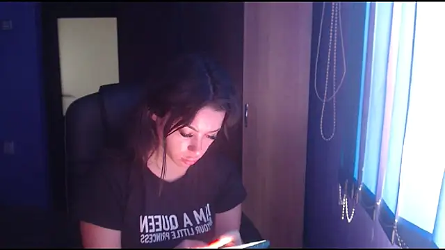 Snapshot of LovelyJulliette chatting on 2, 2, 2025 LovelyJulliette online show from 2, 2, 2025