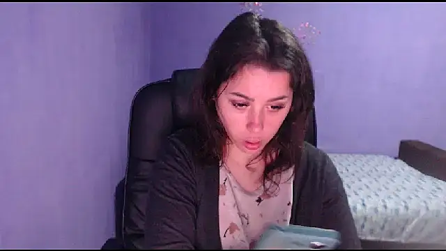 Snapshot of LovelyJulliette chatting on 3, 2, 2025 LovelyJulliette online show from 3, 2, 2025