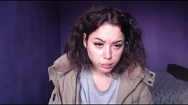 Snapshot of LovelyJulliette chatting on 13, 2, 2025 LovelyJulliette online show from 13, 2, 2025