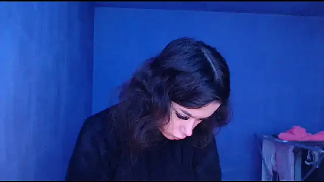 Snapshot of LovelyJulliette chatting on 17, 2, 2025 LovelyJulliette online show from 17, 2, 2025