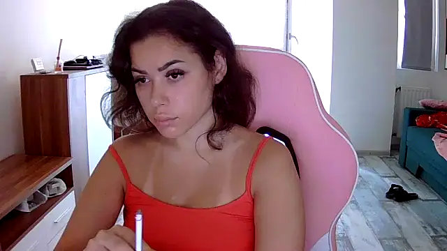 Snapshot of LovelyJulliette chatting on 10, 9, 2025 LovelyJulliette online show from 10, 9, 2025