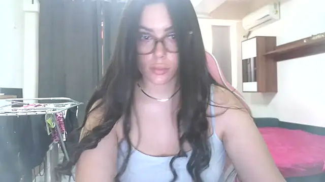 Snapshot of LovelyJulliette chatting on 20, 6, 2026 LovelyJulliette online show from 20, 6, 2026