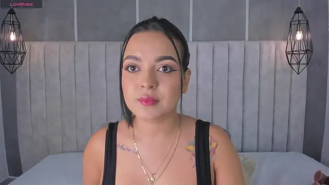 Snapshot of lea_gray chatting on 9, 2, 2025 lea gray online show from 9, 2, 2025