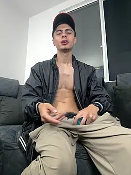 Snapshot of Stiven_CL chatting on 23, 2, 2025 Stiven CL online show from 23, 2, 2025