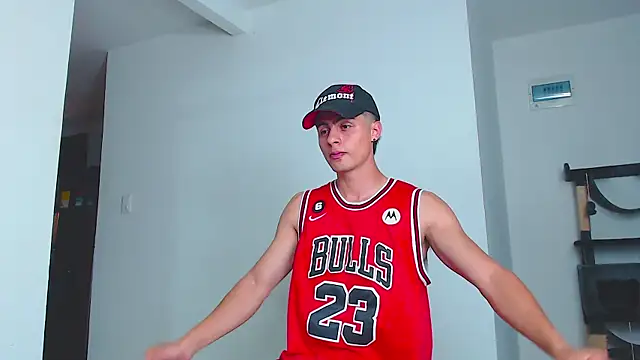 Snapshot of Stiven_CL chatting on 9, 9, 2025 Stiven CL online show from 9, 9, 2025