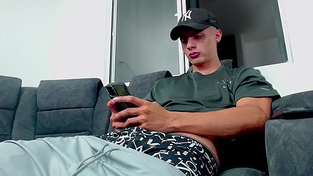 Snapshot of Stiven_CL chatting on 29, 9, 2025 Stiven CL online show from 29, 9, 2025