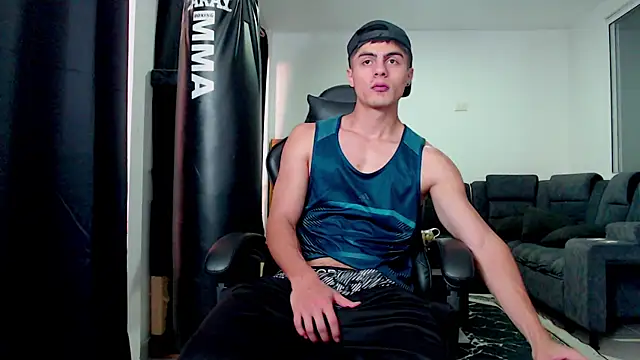 Snapshot of Stiven_CL chatting on 2, 12, 2025 Stiven CL online show from 2, 12, 2025