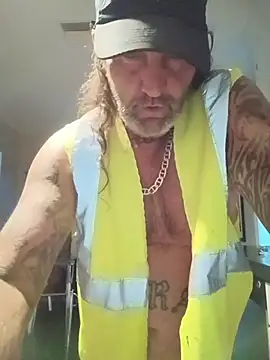 Snapshot of Hotbodyscottie chatting on 28, 10, 2025 Hotbodyscottie online show from 28, 10, 2025