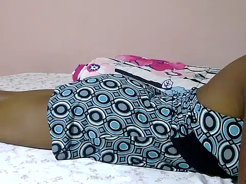 Snapshot of princess_tyra chatting on 18, 10, 2025 princess tyra online show from 18, 10, 2025