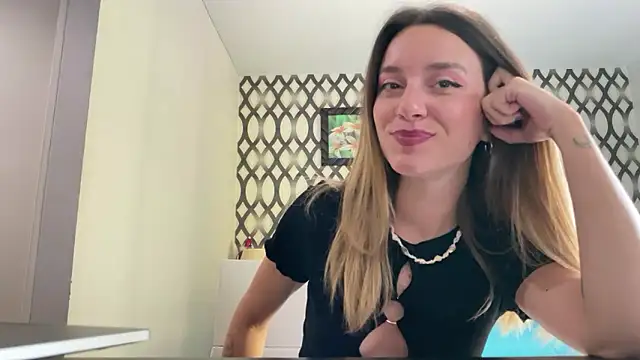 SirenaBelle online show from 8, 2, 2025