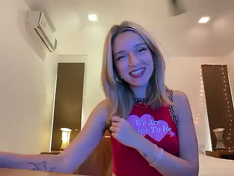 SirenaBelle online show from 12, 9, 2025