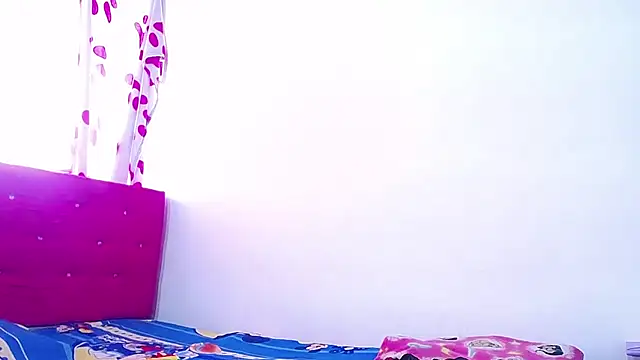 Snapshot of candy_dustano691 chatting on 27, 9, 2025 candy dustano691 online show from 27, 9, 2025