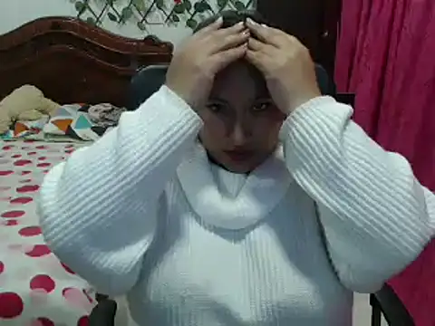 Snapshot of EmilyLove1014 chatting on 29, 12, 2024 EmilyLove1014 online show from 29, 12, 2024