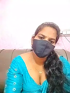 Snapshot of melina214 chatting on 11, 7, 2026 melina214 online show from 11, 7, 2026