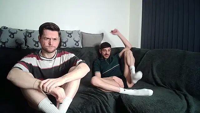 Snapshot of twotwinkhusbandss chatting on 3, 2, 2026 twotwinkhusbandss online show from 3, 2, 2026