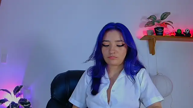 Snapshot of vayolett01_dakotta chatting on 21, 10, 2025 vayolett01 dakotta online show from 21, 10, 2025