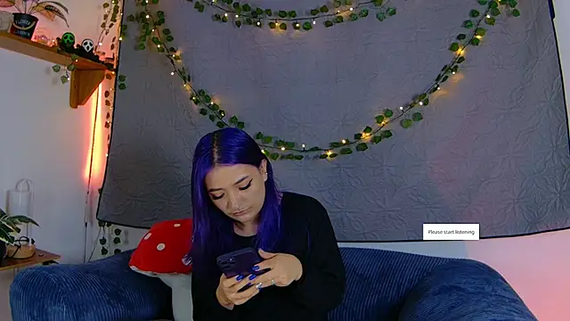 Snapshot of vayolett01_dakotta chatting on 9, 11, 2025 vayolett01 dakotta online show from 9, 11, 2025