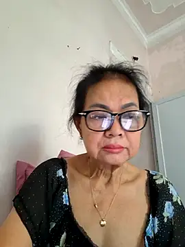 Snapshot of Hotestlove chatting on 2, 7, 2026 Hotestlove online show from 2, 7, 2026