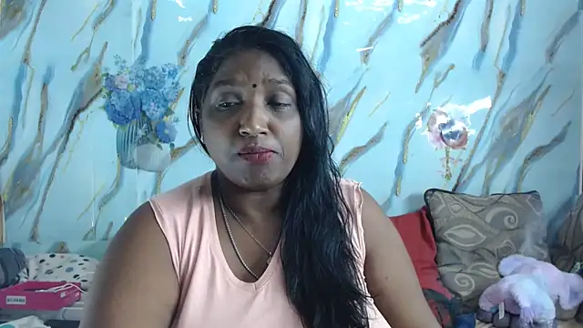 Snapshot of Indian_tracy chatting on 11, 5, 2026 Indian tracy online show from 11, 5, 2026