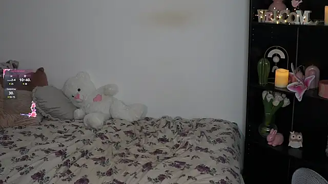 Snapshot of Nicolette__Shea_ chatting on 6, 12, 2024 Nicolette Shea online show from 6, 12, 2024