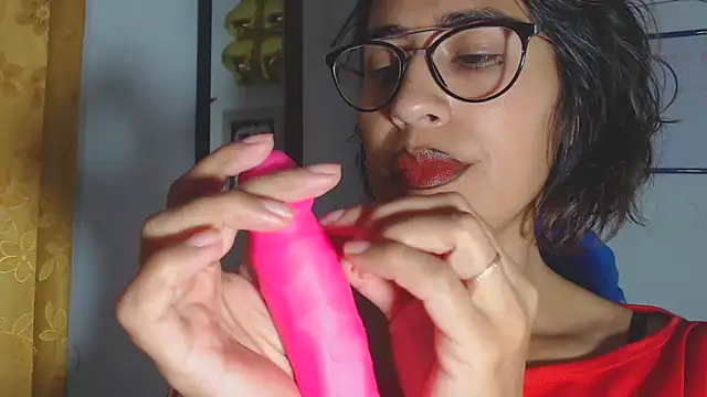 fantasty nylon online show from 16, 1, 2025