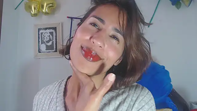 fantasty nylon online show from 29, 1, 2025