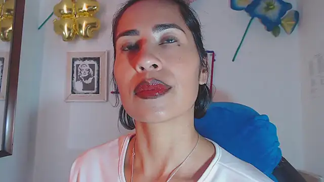 fantasty nylon online show from 4, 2, 2025