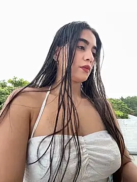 ZarahEvans online show from 6, 11, 2025