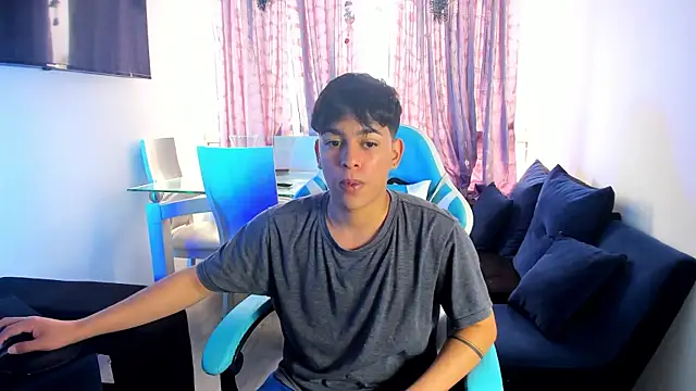 Snapshot of Franco_Rizzo_ chatting on 3, 2, 2025 Franco Rizzo  online show from 3, 2, 2025