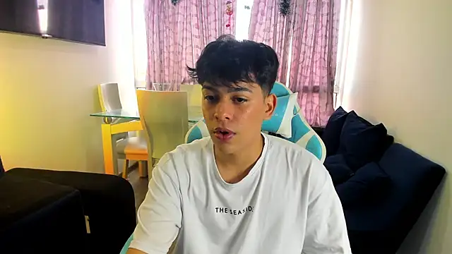 Snapshot of Franco_Rizzo_ chatting on 6, 2, 2025 Franco Rizzo  online show from 6, 2, 2025