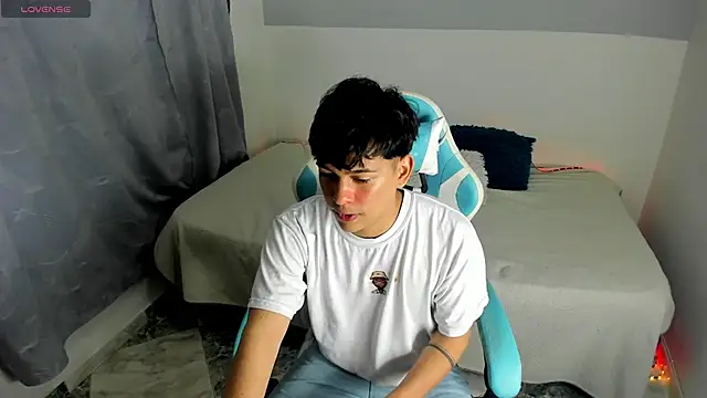 Snapshot of Franco_Rizzo_ chatting on 16, 3, 2025 Franco Rizzo  online show from 16, 3, 2025