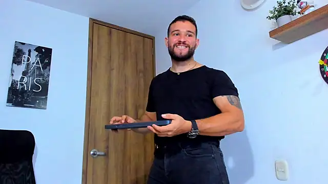 Snapshot of AndrewDiaz chatting on 16, 10, 2025 AndrewDiaz online show from 16, 10, 2025