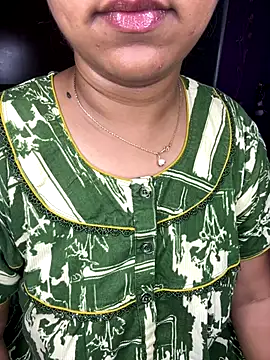 Snapshot of kannadatelugugirl chatting on 9, 10, 2025 kannadatelugugirl online show from 9, 10, 2025