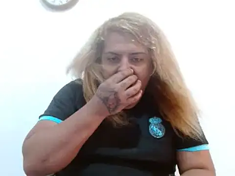 Snapshot of KIARAMARSHALLWELLZ chatting on 31, 1, 2025 KIARAMARSHALLWELLZ online show from 31, 1, 2025