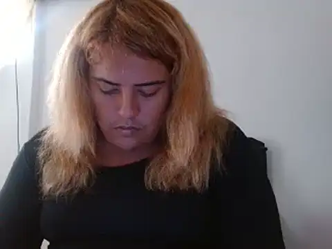 Snapshot of KIARAMARSHALLWELLZ chatting on 8, 2, 2025 KIARAMARSHALLWELLZ online show from 8, 2, 2025