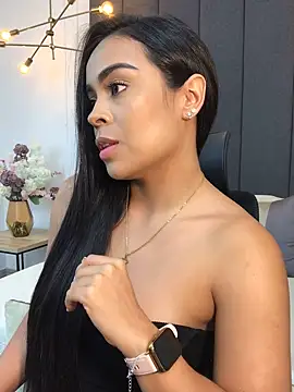 Snapshot of JuanaSimons chatting on 19, 12, 2024 JuanaSimons online show from 19, 12, 2024