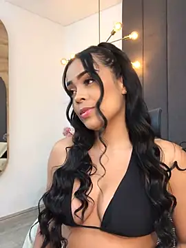 Snapshot of JuanaSimons chatting on 23, 12, 2024 JuanaSimons online show from 23, 12, 2024