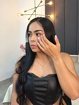 Snapshot of JuanaSimons chatting on 27, 12, 2024 JuanaSimons online show from 27, 12, 2024