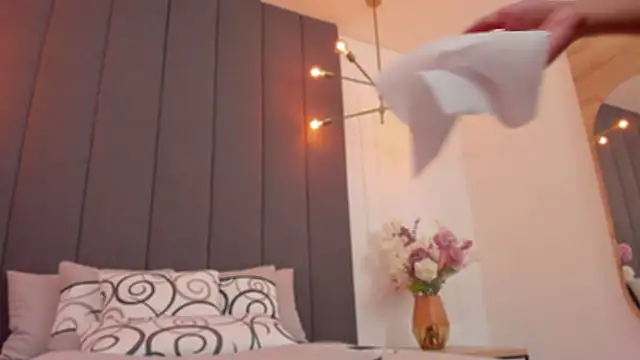 Snapshot of JuanaSimons chatting on 21, 1, 2025 JuanaSimons online show from 21, 1, 2025