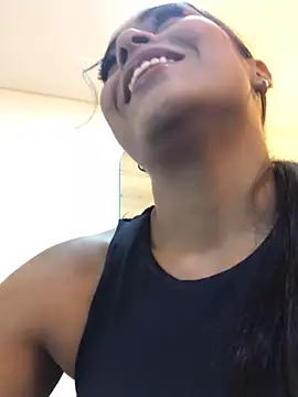 Snapshot of JuanaSimons chatting on 27, 1, 2025 JuanaSimons online show from 27, 1, 2025