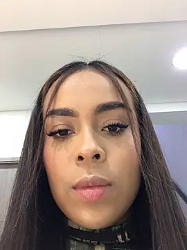 Snapshot of JuanaSimons chatting on 8, 3, 2025 JuanaSimons online show from 8, 3, 2025