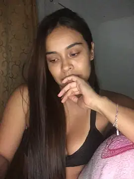 Snapshot of JuanaSimons chatting on 24, 10, 2025 JuanaSimons online show from 24, 10, 2025