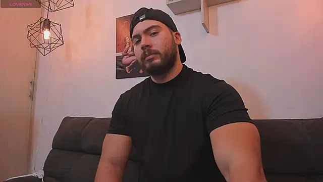 SebastianVilla  online show from 9, 2, 2026