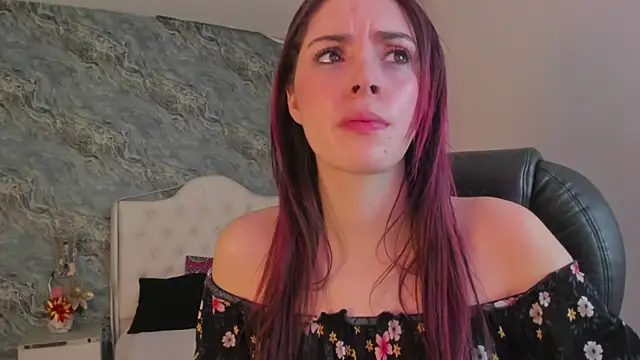 Snapshot of CAMILLEN_PETTID chatting on 14, 3, 2025 CAMILLEN PETTID online show from 14, 3, 2025