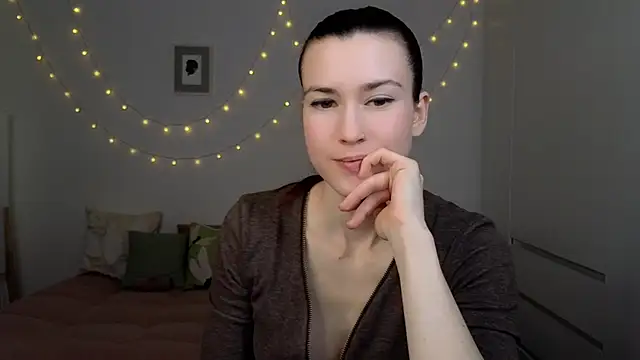 AliciaNewell online show from 13, 2, 2026