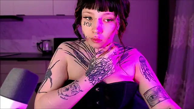 tradishka online show from 28, 1, 2025