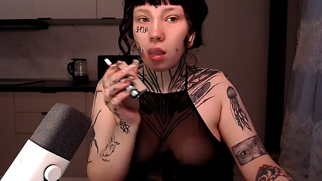 tradishka online show from 13, 2, 2025