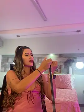 Snapshot of Emilia_Bakerr chatting on 12, 1, 2025 Emilia Bakerr online show from 12, 1, 2025