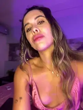 Snapshot of Emilia_Bakerr chatting on 12, 1, 2025 Emilia Bakerr online show from 12, 1, 2025